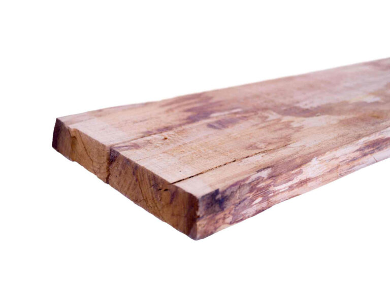 Unbesäumte Bretter aus Kastanienholz