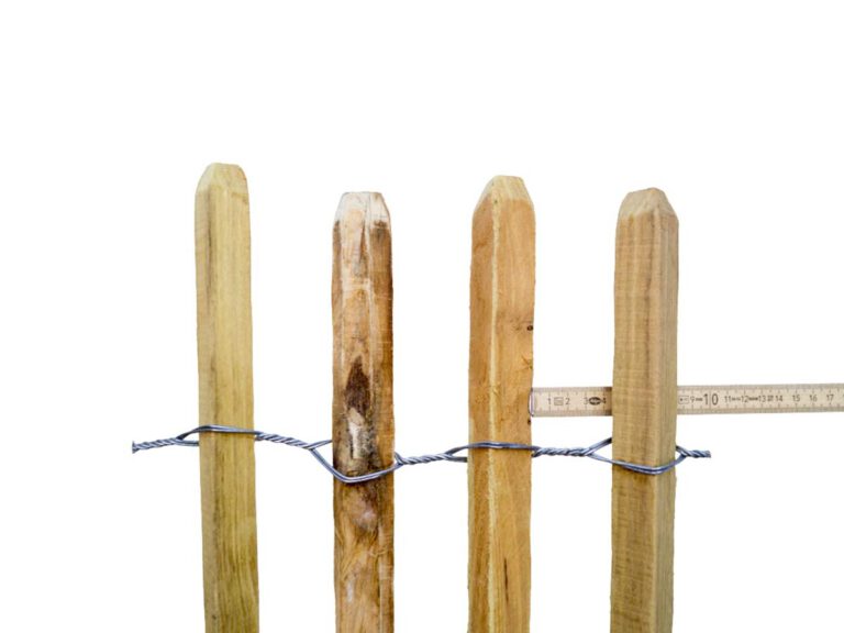 Staketenabstand ca. 4 cm Robinien Staketenzaun
